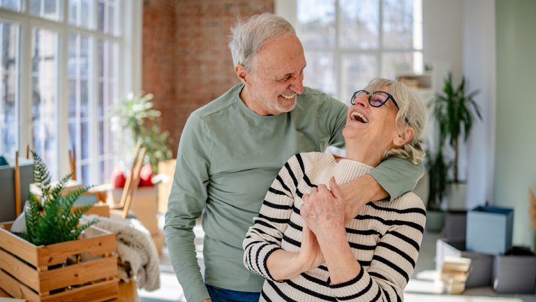 Retraite et immobilier au Québec: Rester ou déménager dans plus petit ?
